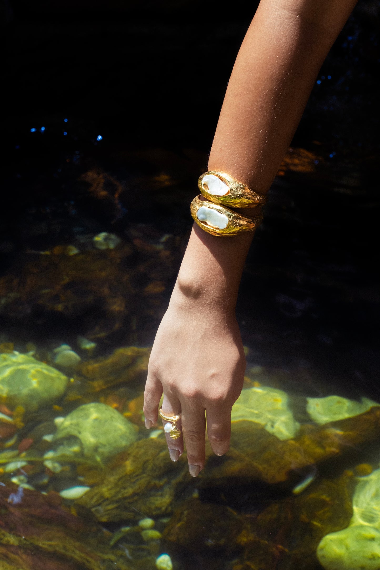 Kaia Ring - Pearl Drop